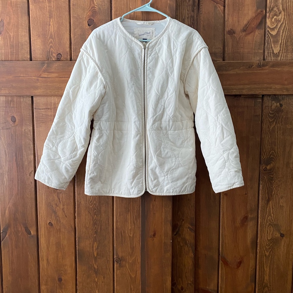 Universal Thread Off-White Quilted Corduroy Puffer Jacket